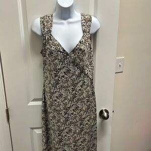 BCBG Paris dress. Size medium. Slip on